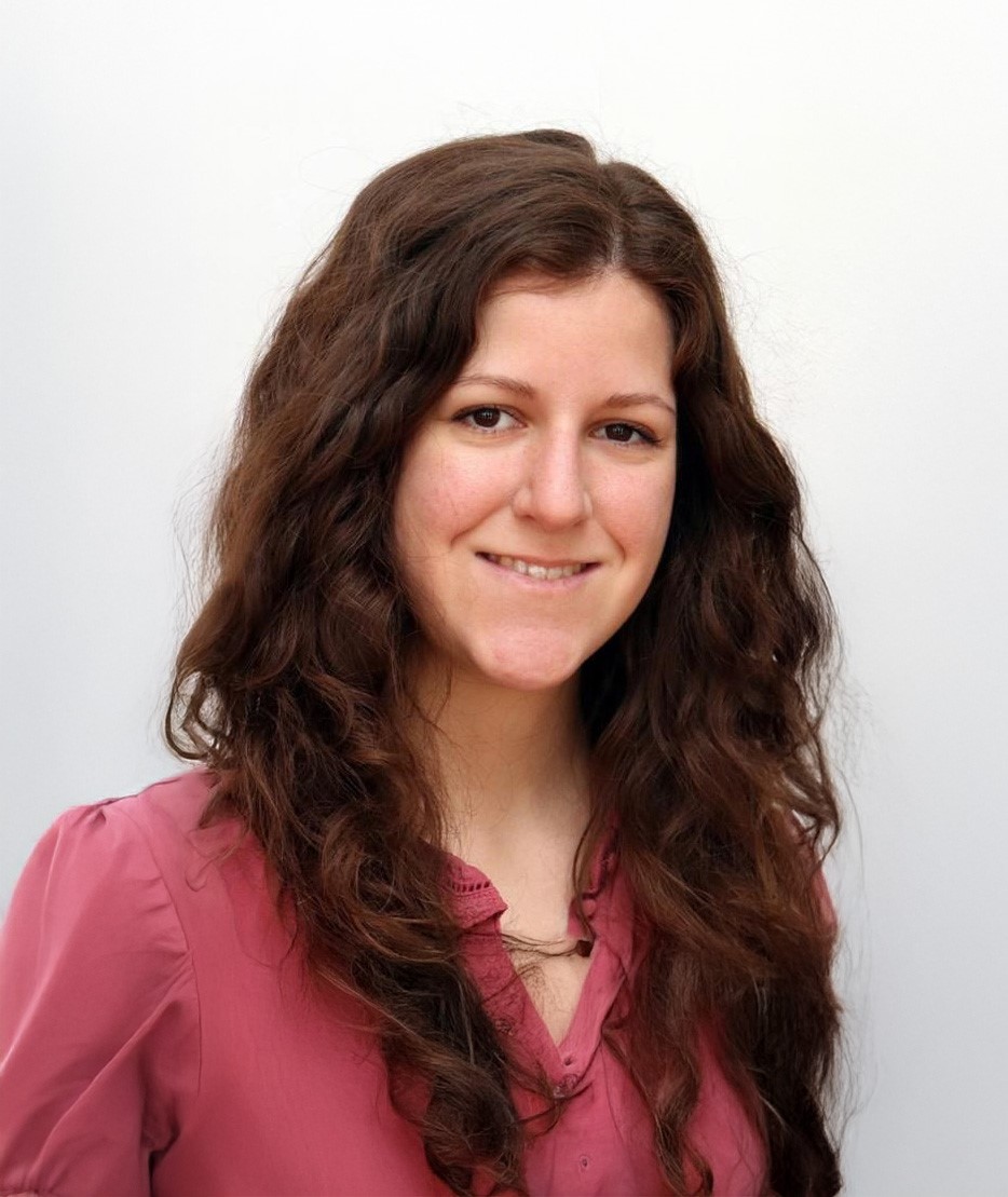 Frau Sabine Wehrl